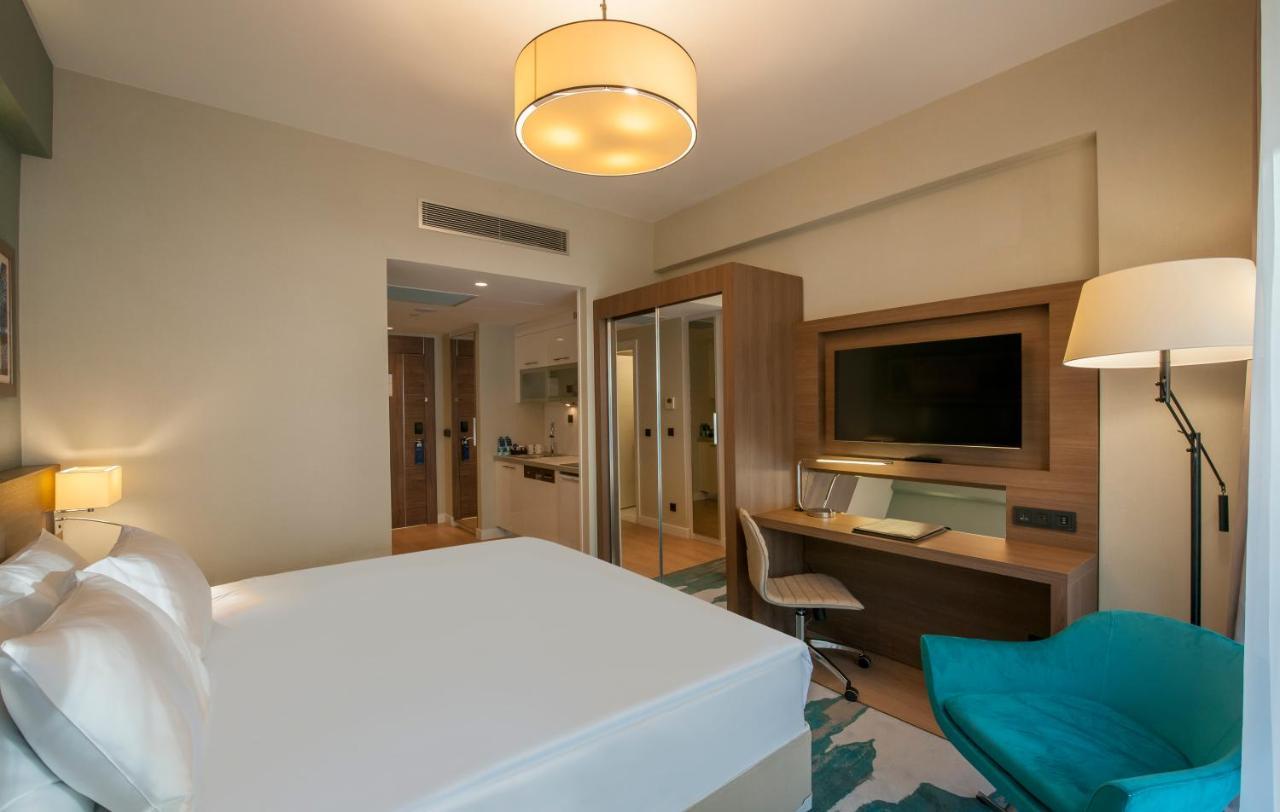 イスタンブールThe Superior Living Batisehirアパートメント エクステリア 写真